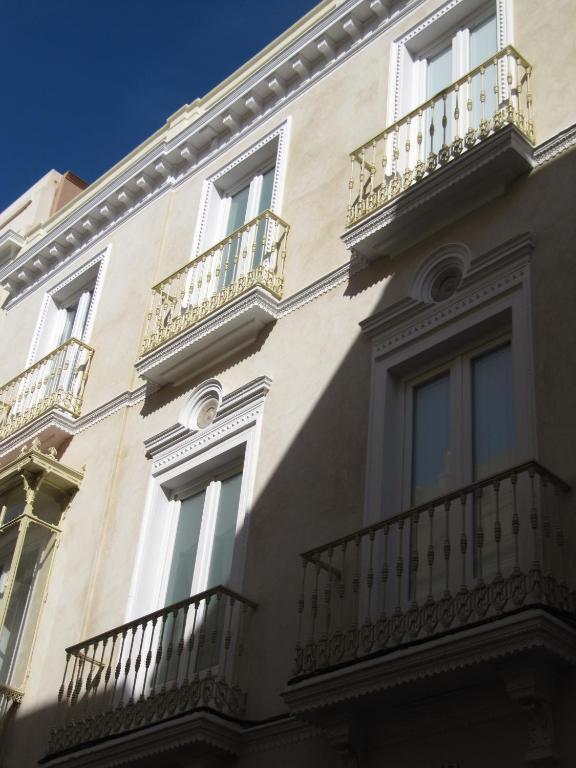 Life Apartments San Vicente Sevilla Buitenkant foto